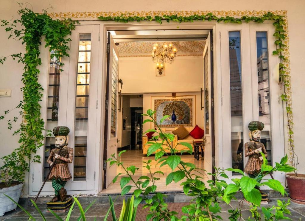 Santosh Villa - The House Of Antiques And Art 烏代浦 外观 照片