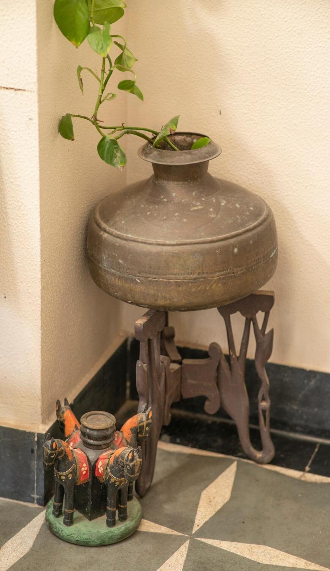 Santosh Villa - The House Of Antiques And Art 烏代浦 外观 照片