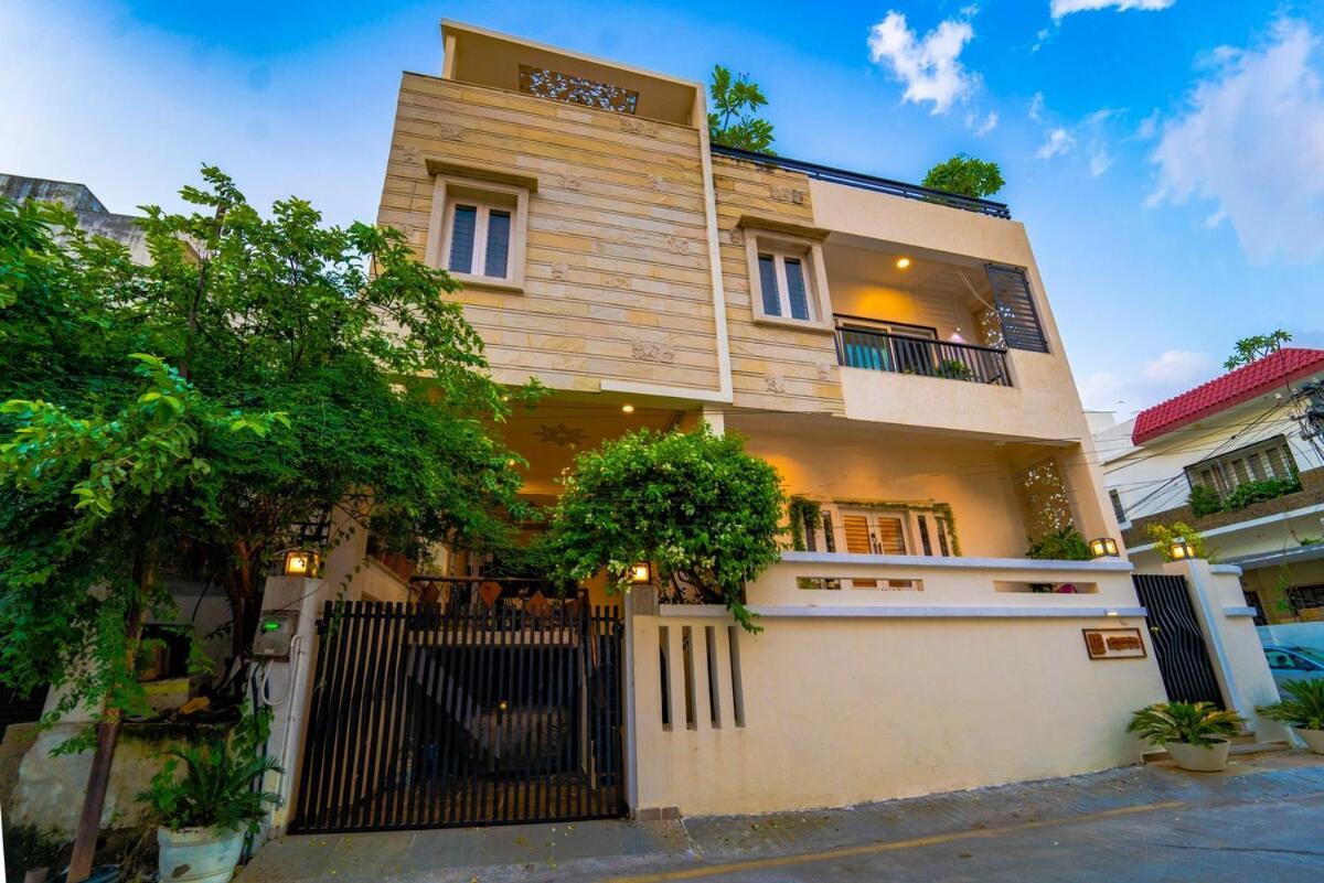 Santosh Villa - The House Of Antiques And Art 烏代浦 外观 照片