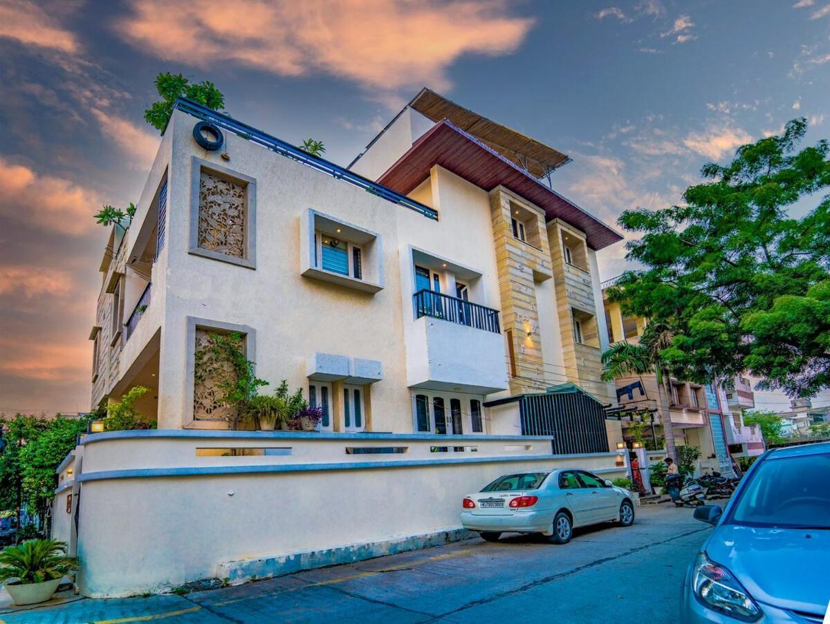 Santosh Villa - The House Of Antiques And Art 烏代浦 外观 照片