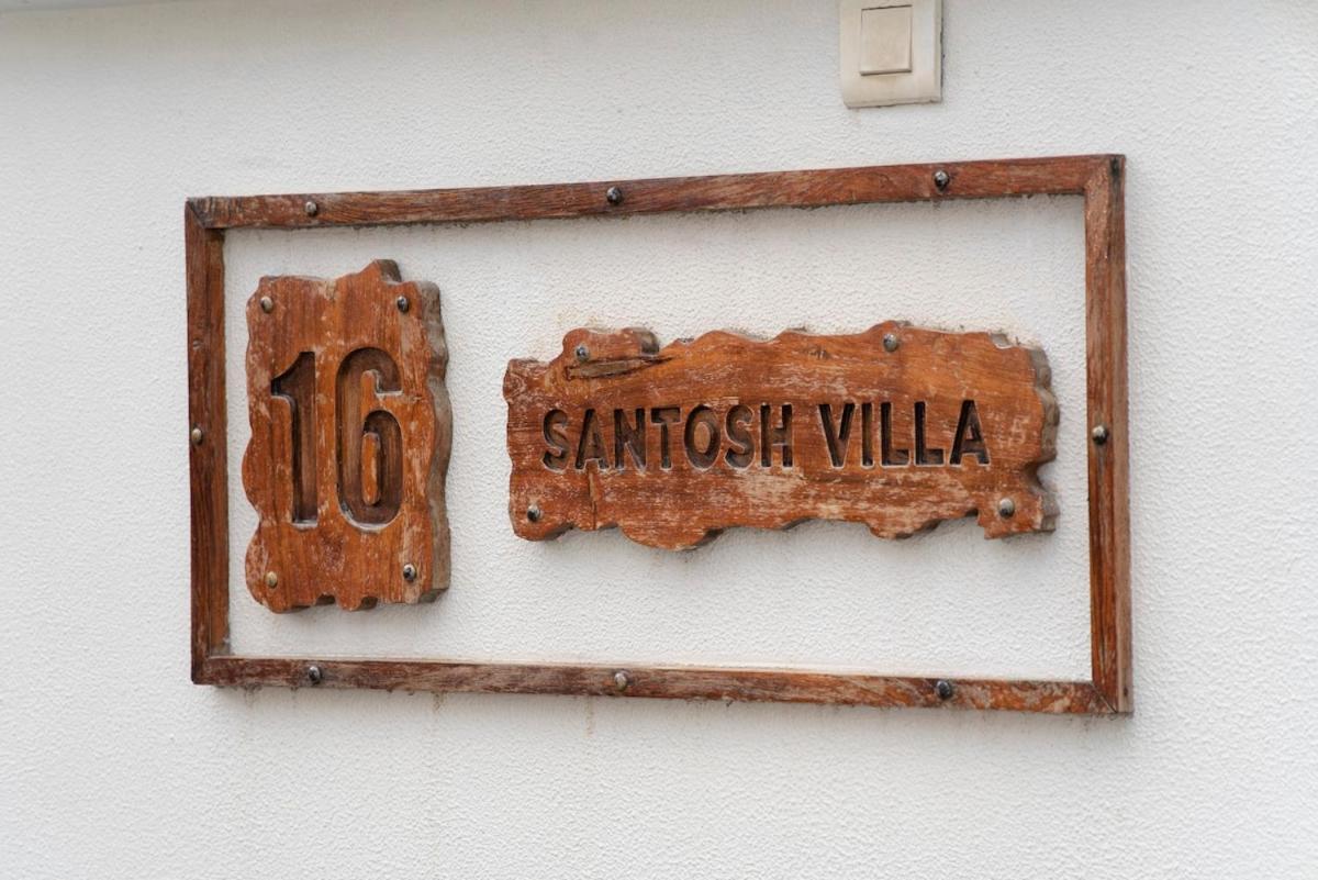 Santosh Villa - The House Of Antiques And Art 烏代浦 外观 照片